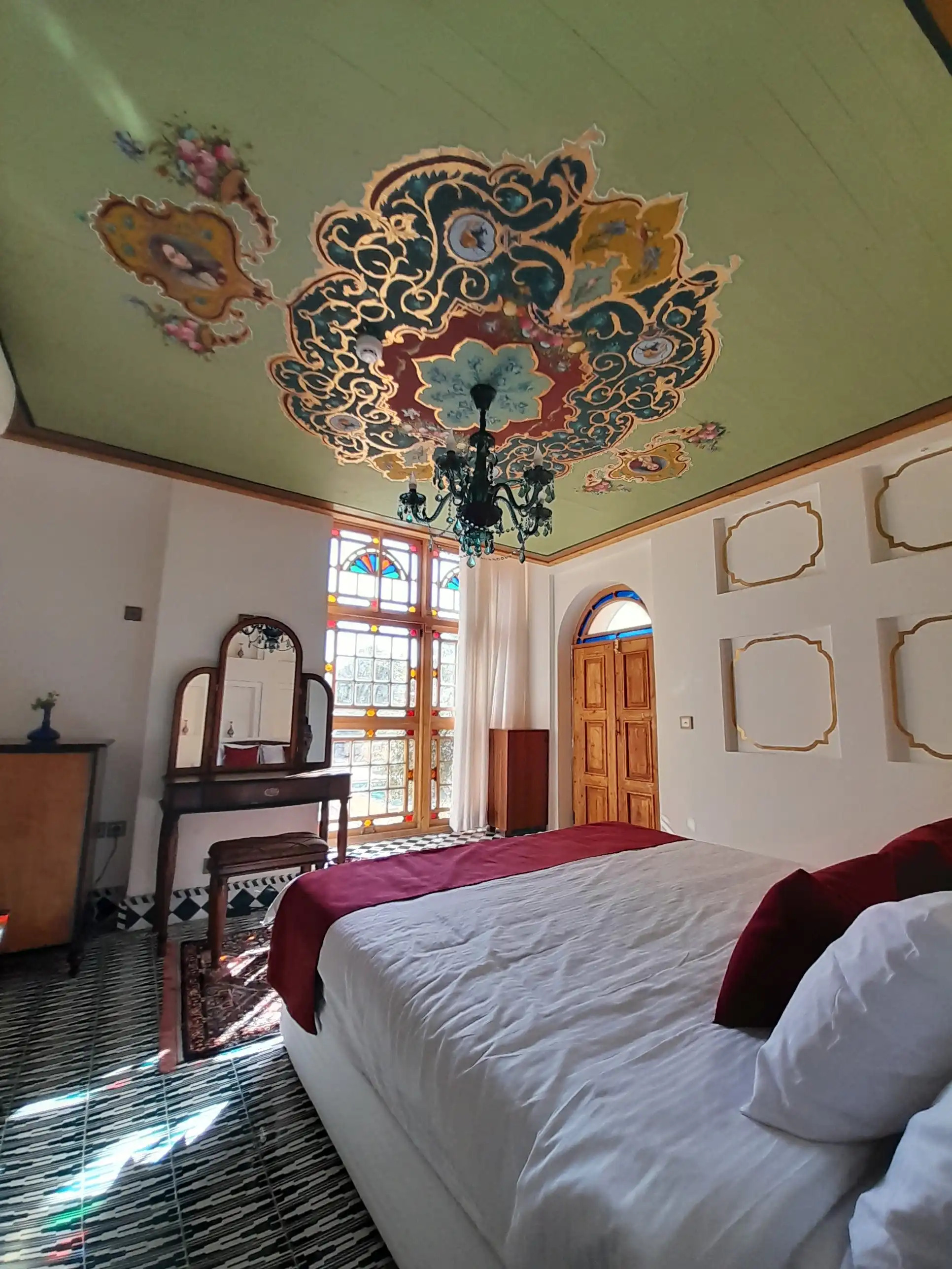 Paridokht Room